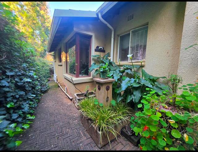 4 BEDROOM HOUSE FOR SALE IN GLENVISTA